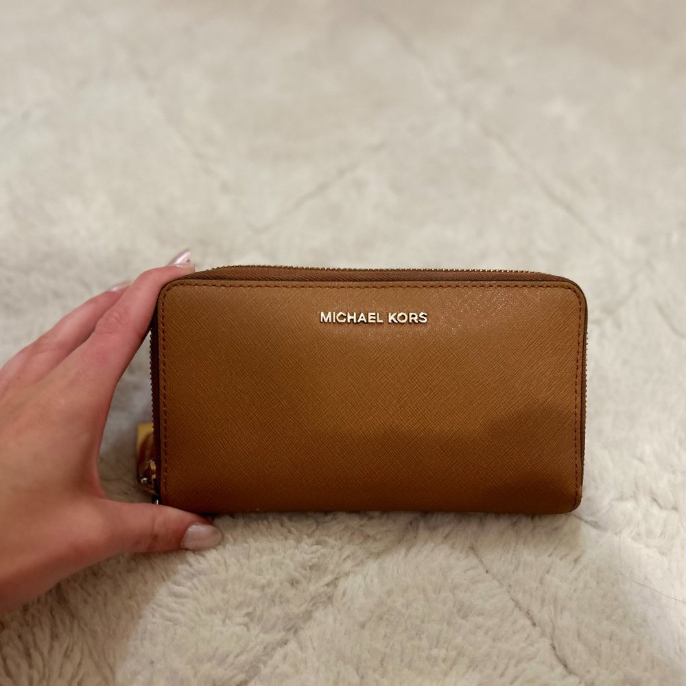 Michael Kors Women's Jet Set Wallet